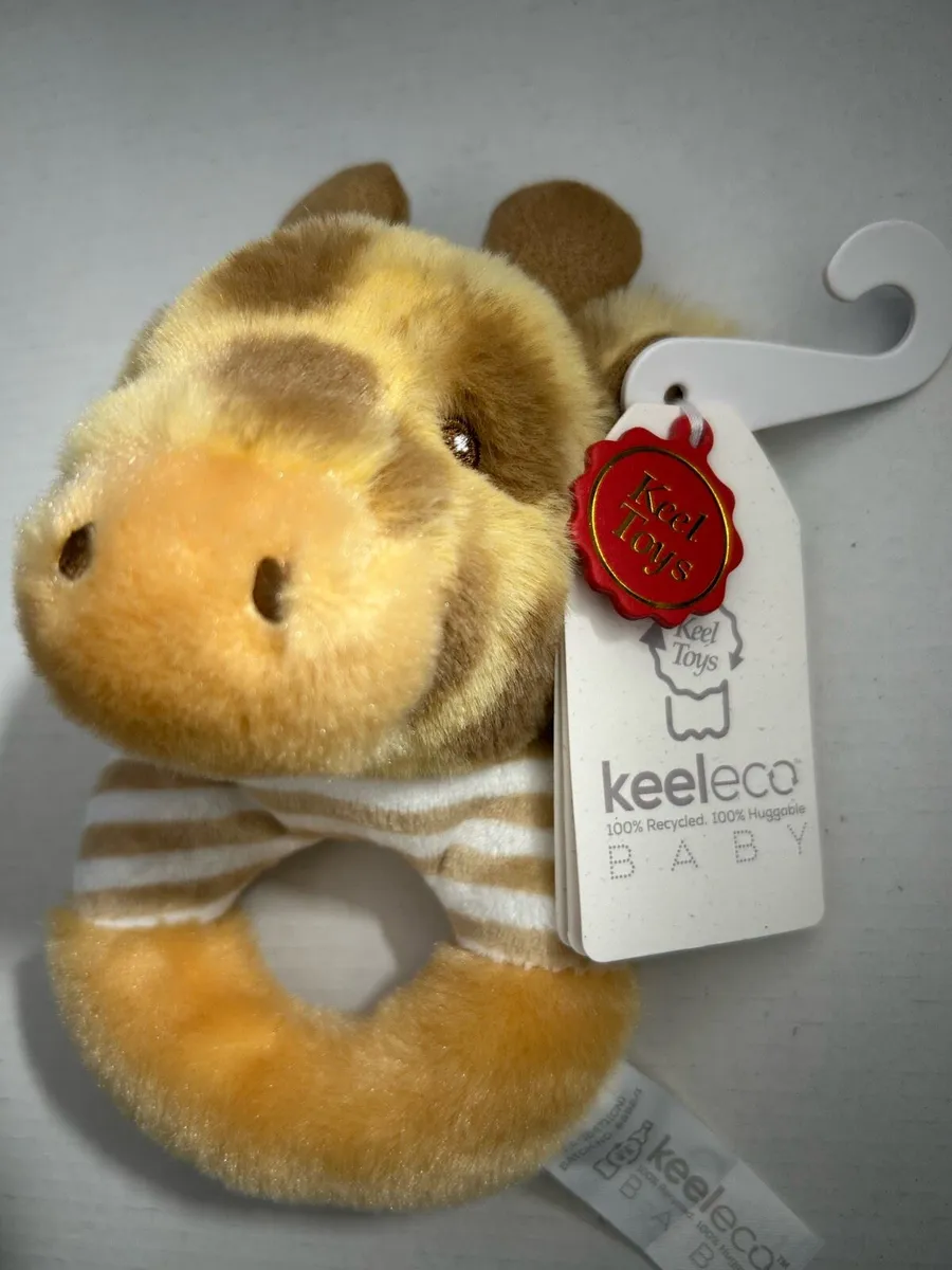 Huggy Giraffe Ring Rattle - Image 2