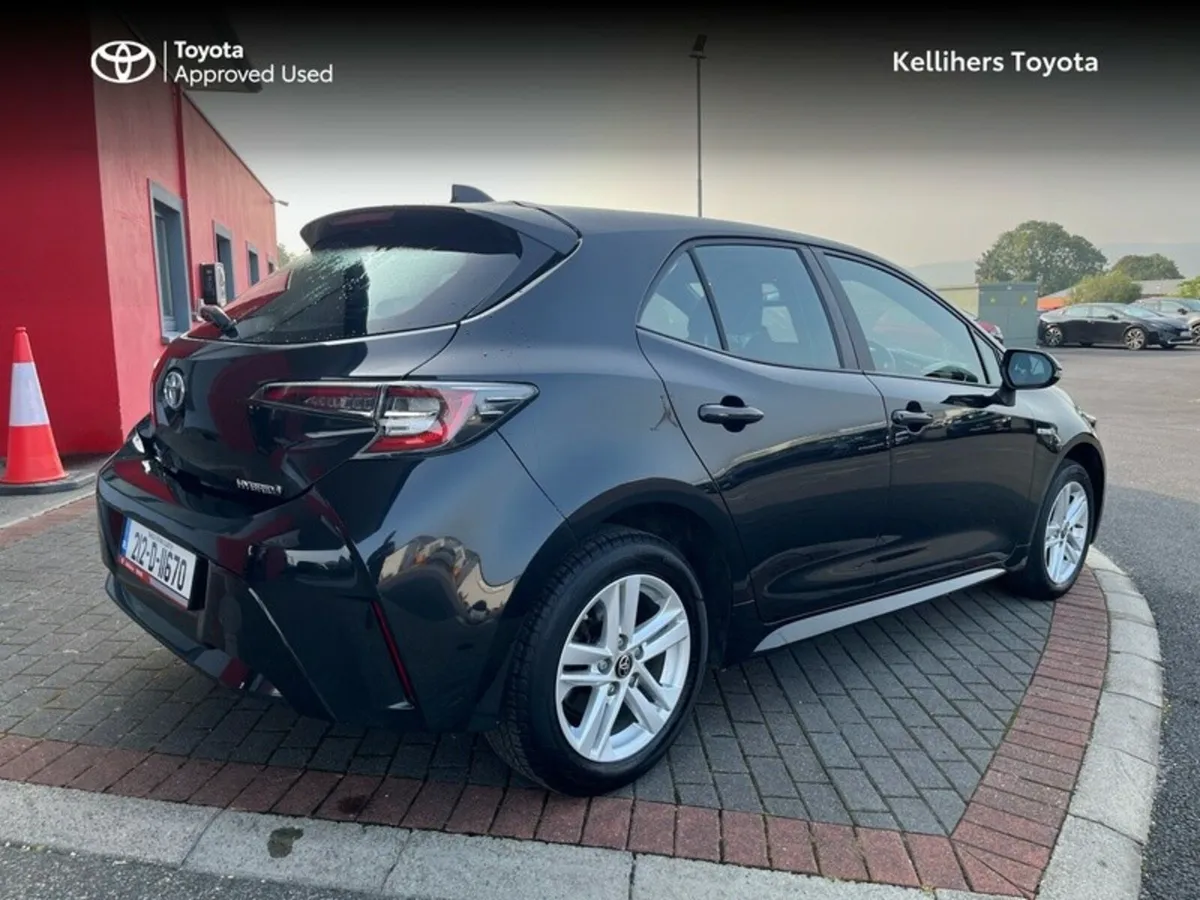 Toyota Corolla COROLLA HYBRID LUNA H/B - Image 2