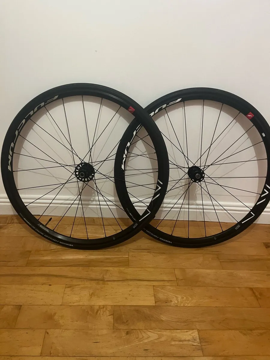 Fulcrum Racing 5 disc wheelset - Image 1