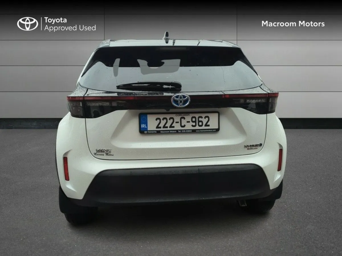 Toyota Yaris BLACK FRIDAY SALE!  CR CROSS LUNA SPO - Image 4