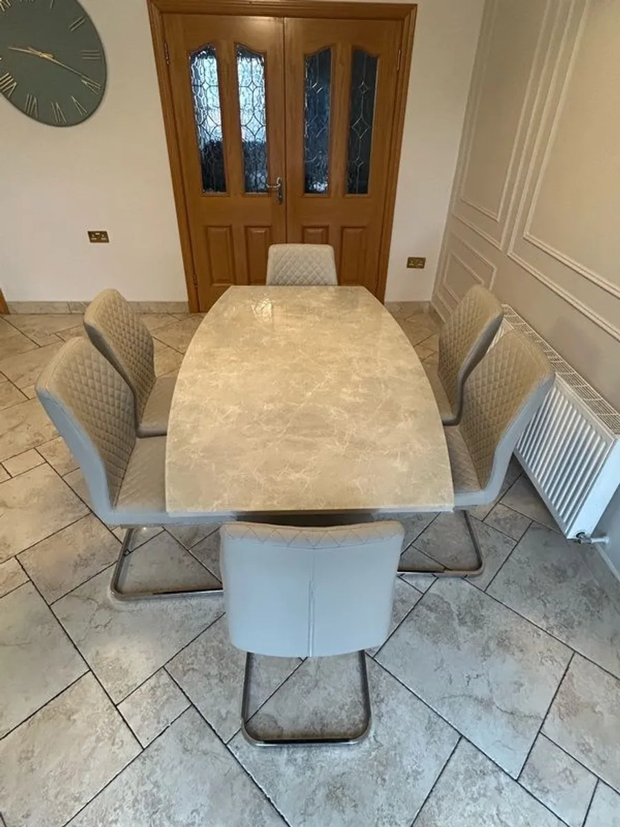 Venice Dining Table and 6 Cream Leather chairs - Image 1