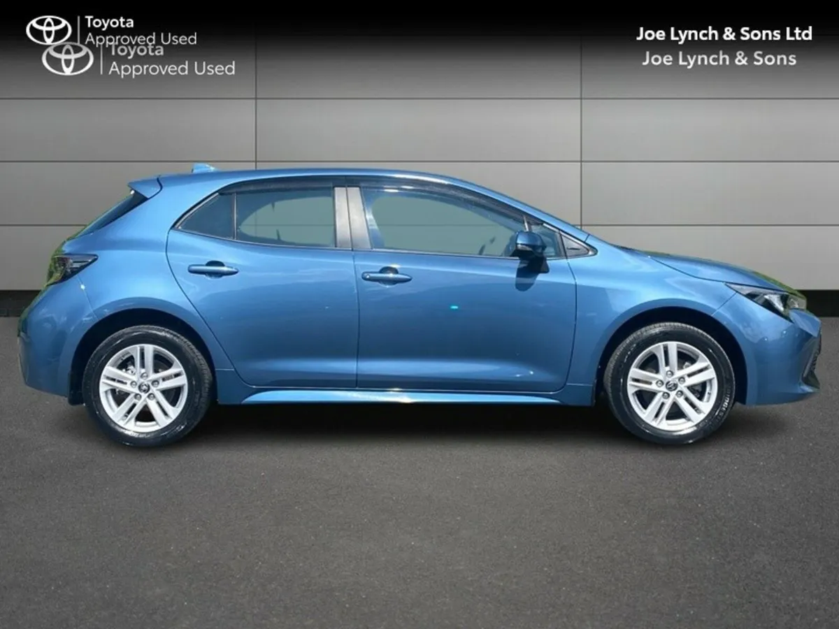 Toyota Corolla COROLLA HYBRID LUNA H/B - Image 3