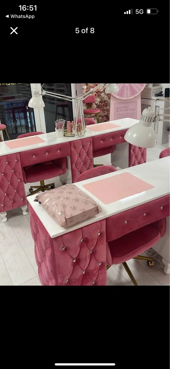 Nail table - Image 2