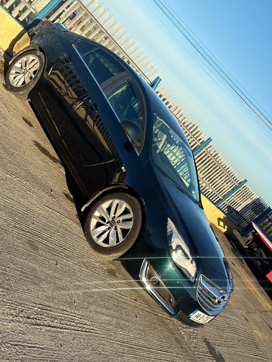 !! VERY Clean 141 Insignia - Image 1