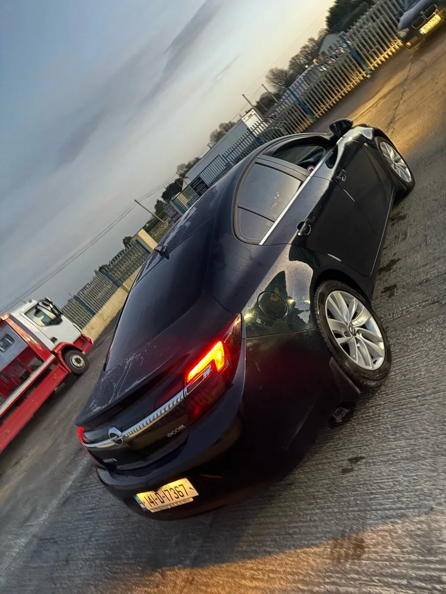 !! VERY Clean 141 Insignia - Image 2