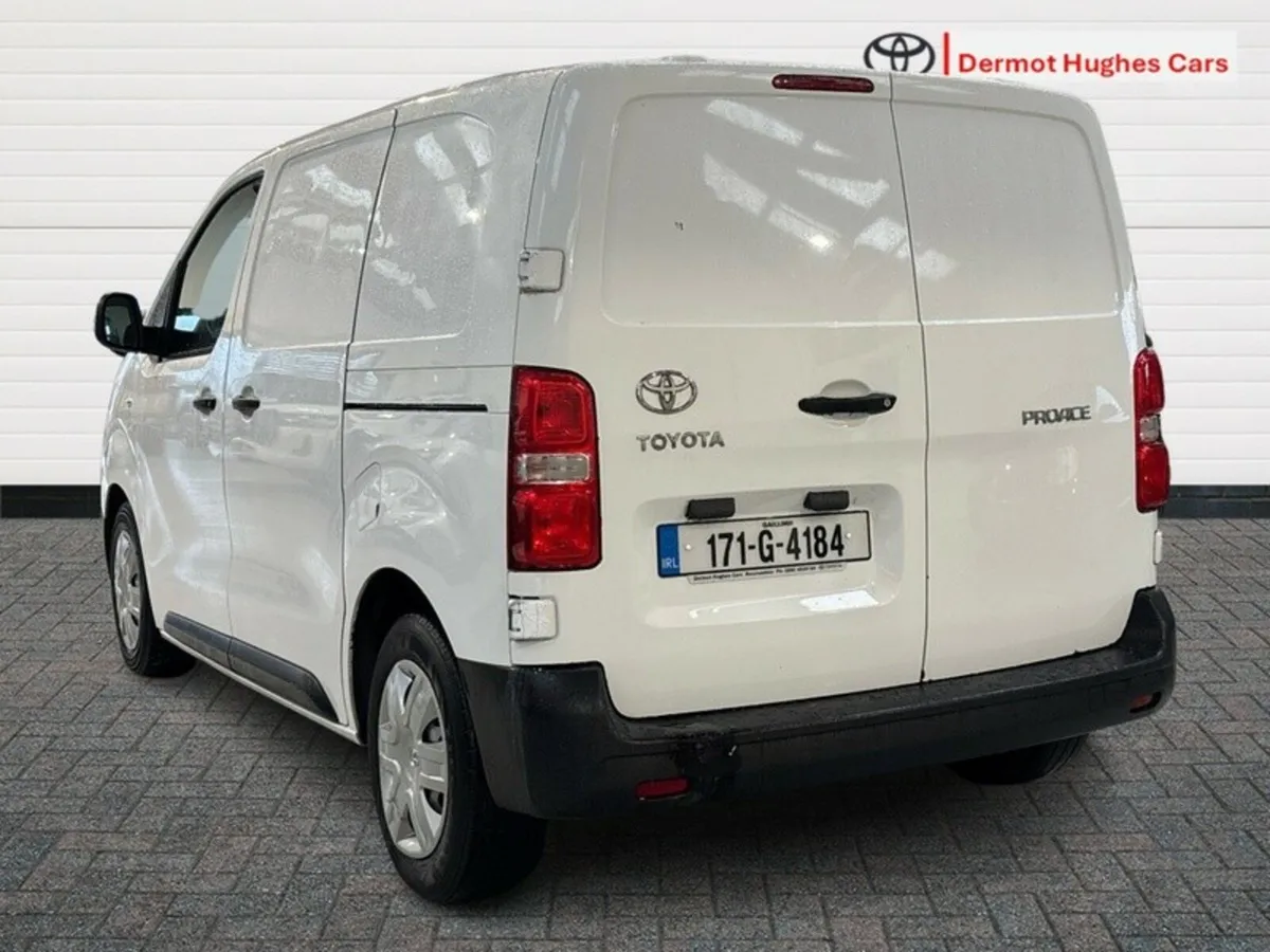 Toyota Proace 1.6 D COMPACT GL 2DR - Image 2