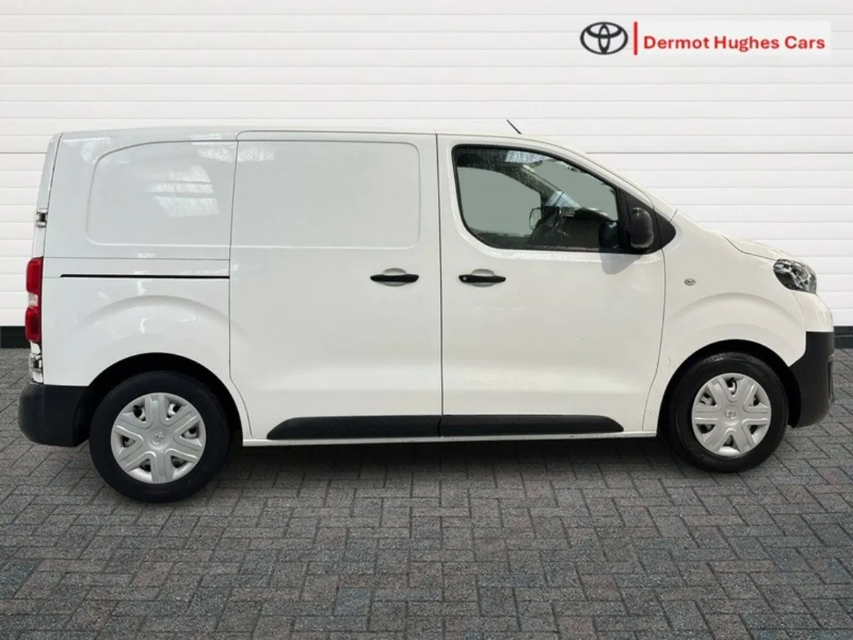 Toyota Proace 1.6 D COMPACT GL 2DR - Image 3