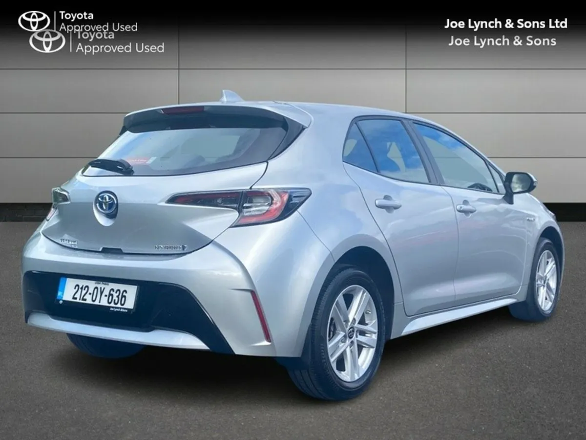 Toyota Corolla COROLLA HYBRID LUNA H/B - Image 2
