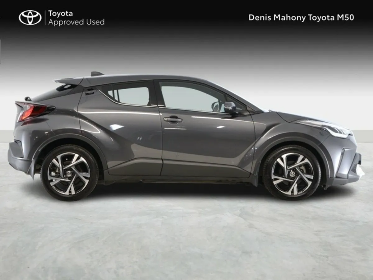 Toyota C-HR Hybrid Sport - Image 3