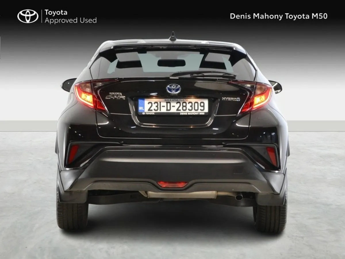 Toyota C-HR Hybrid Sport - Image 4