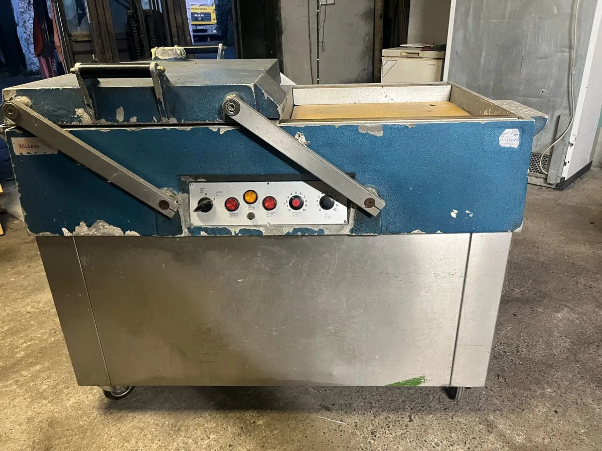 Vacuum packer - Image 1
