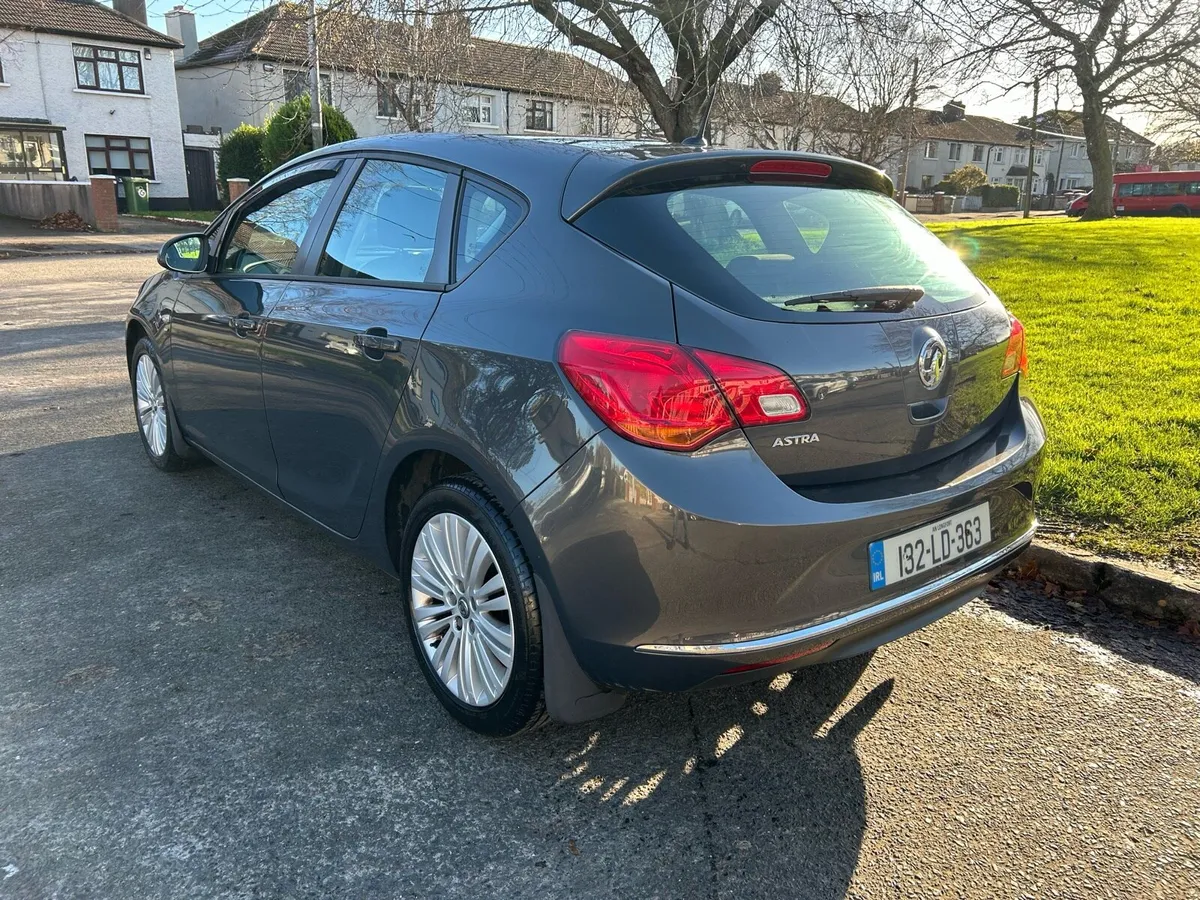 2013 Opel Astra 1.4 Energy // NCT & TAX // €2950 - Image 4
