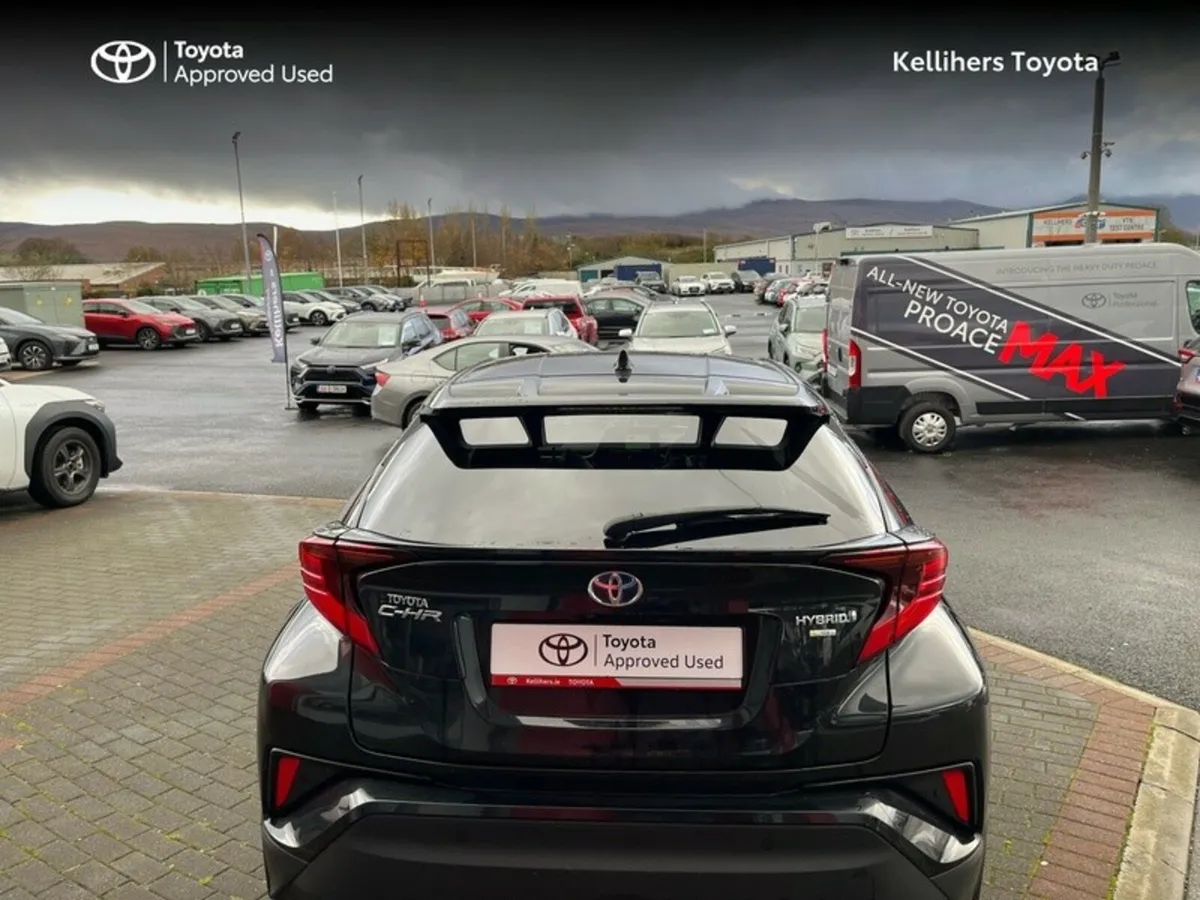 Toyota C-HR C-HR 1.8 HYBRID SOL - Image 4