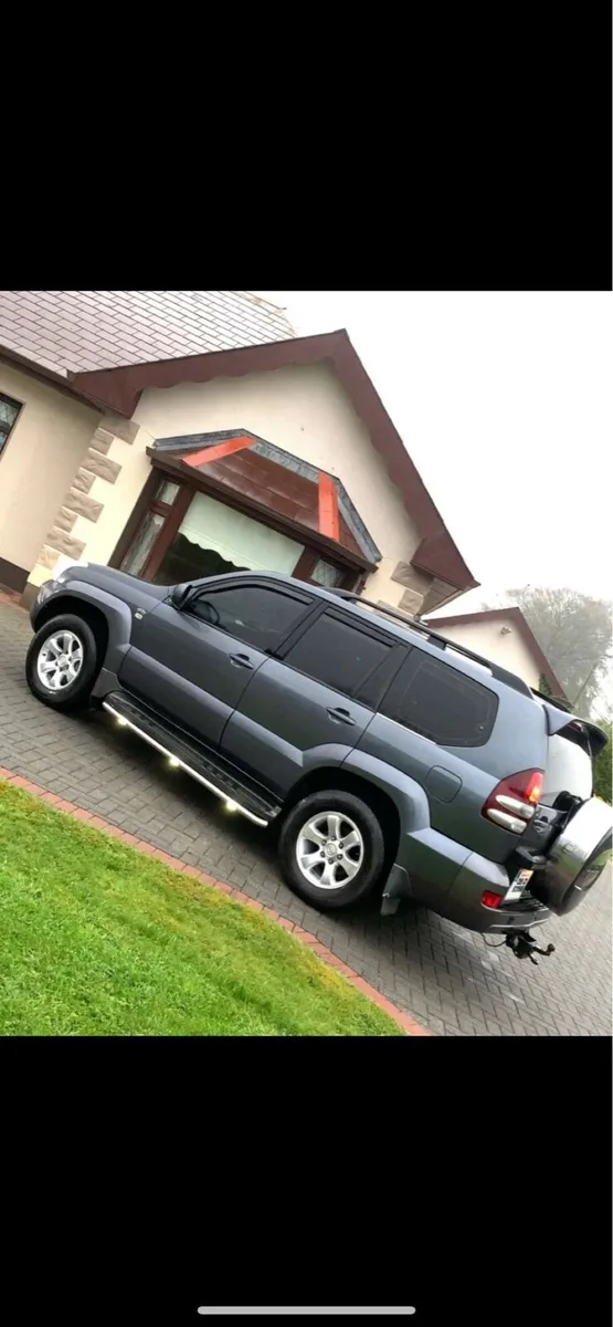 Toyota Land Cruiser - Image 3