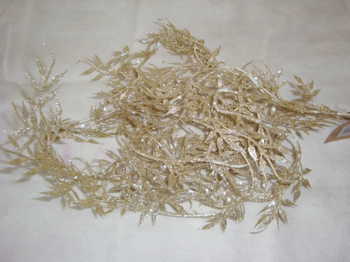 THREE Christmas garland leaf champagne 160cm- NEW - Image 2