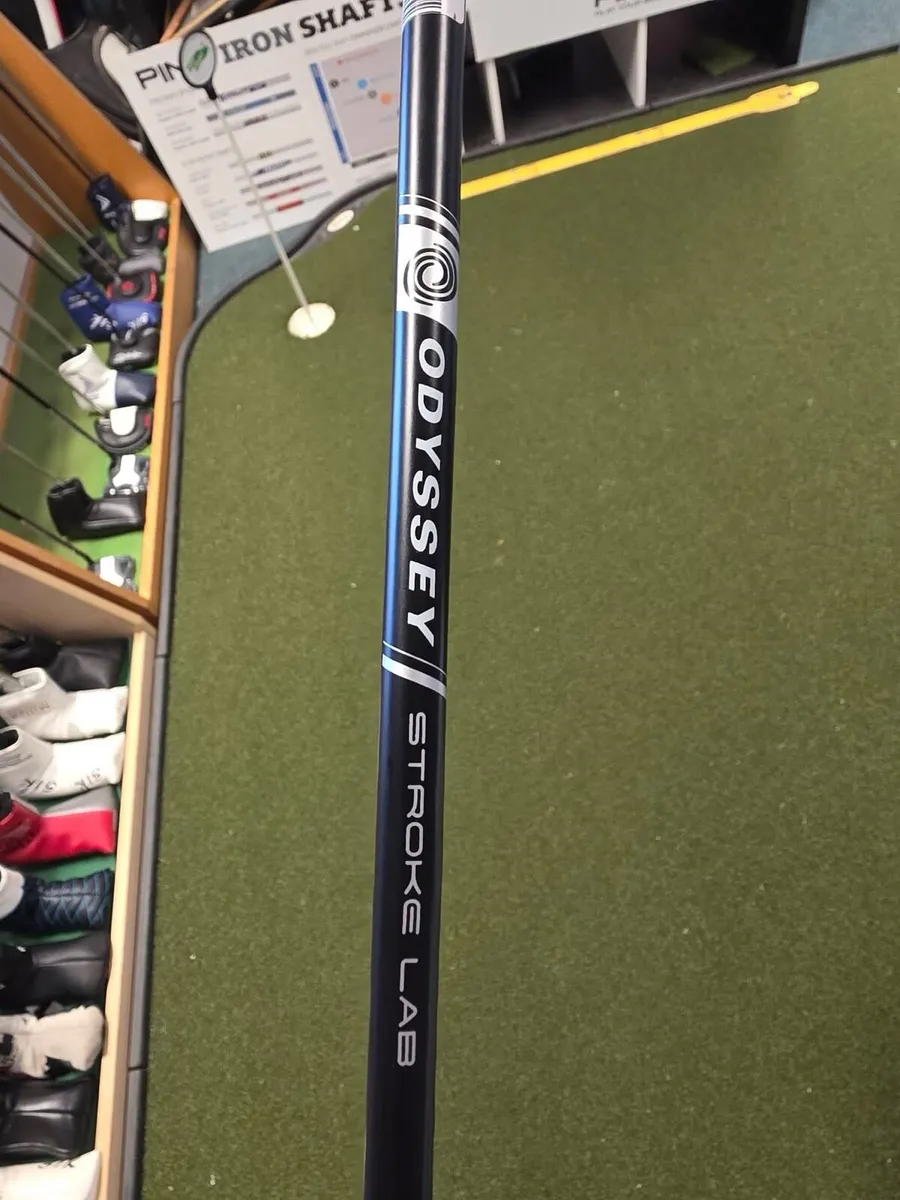 Like New Odyssey Triple Track Putter - Image 4