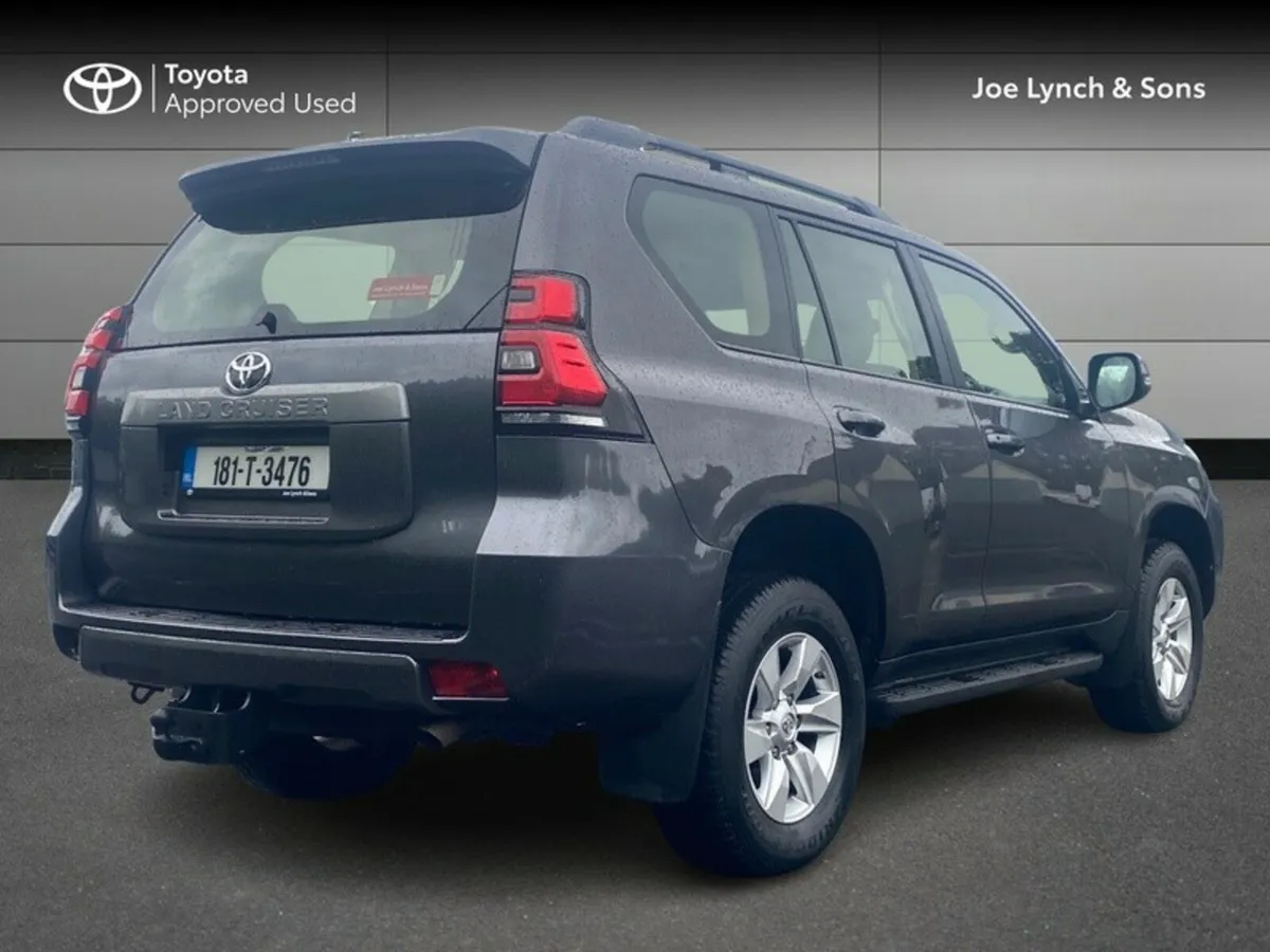 Toyota Land Cruiser 2.8 BUSINESS EDITION 5DR A - Image 2