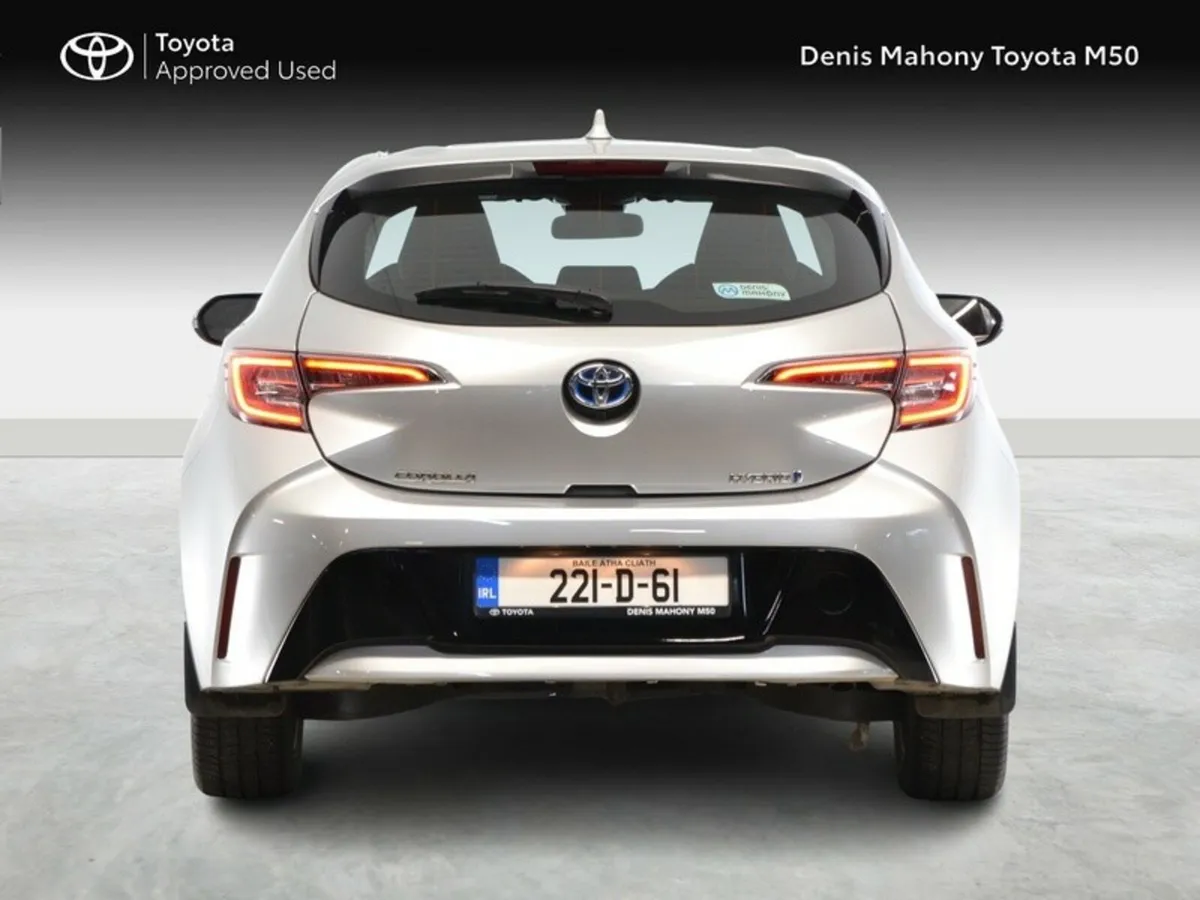 Toyota Corolla Hybrid Luna Hatchback Auto - Image 4