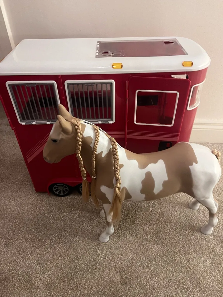 our generation horse  trailer and free horse s - Image 1