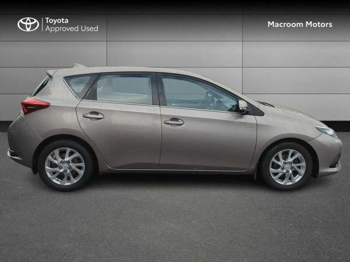 Toyota Auris END OF YEAR CLEARANCE SALE!!! AURIS 1 - Image 3