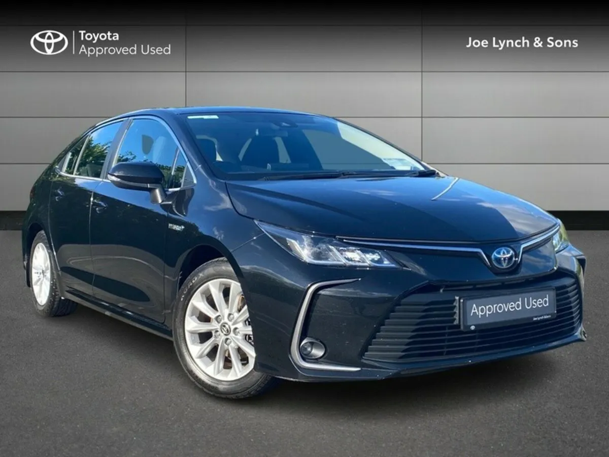 Toyota Corolla Hybrid Luna Saloon - Image 1
