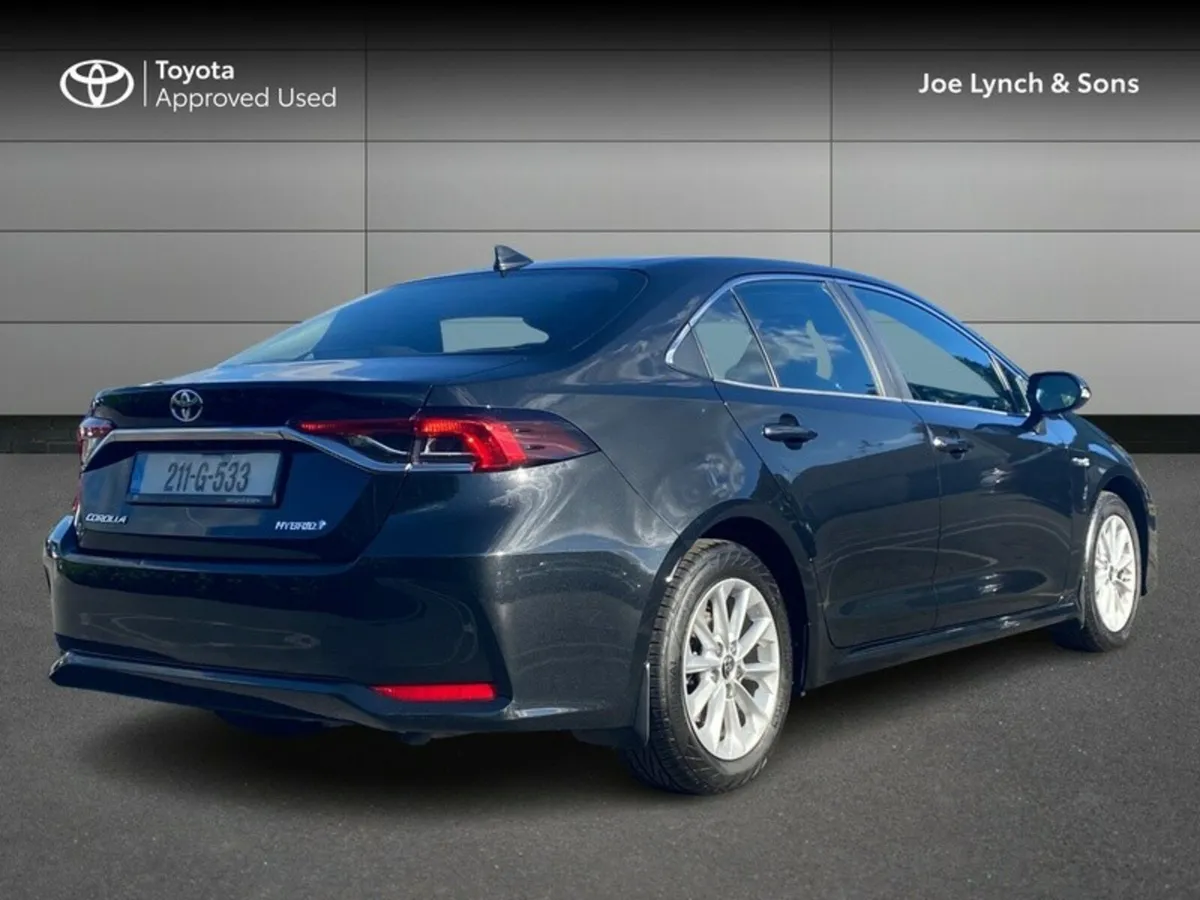 Toyota Corolla Hybrid Luna Saloon - Image 2