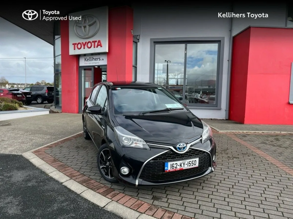 Toyota Yaris 1.5 VVT-I CVT DESIGN 5DR AUTO - Image 1