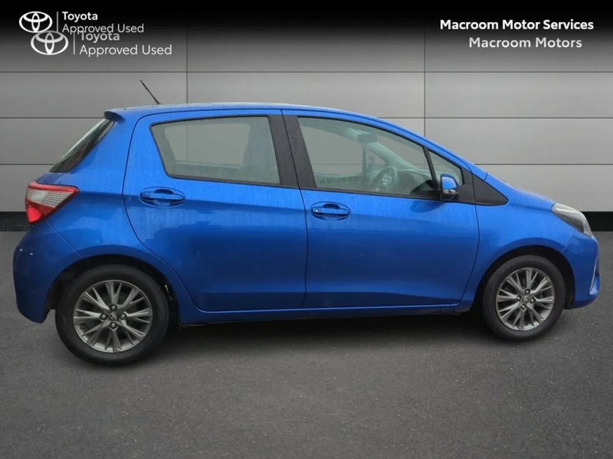 Toyota Yaris BLACK FRIDAY SALE!   YARIS 1.0 5DR LU - Image 3
