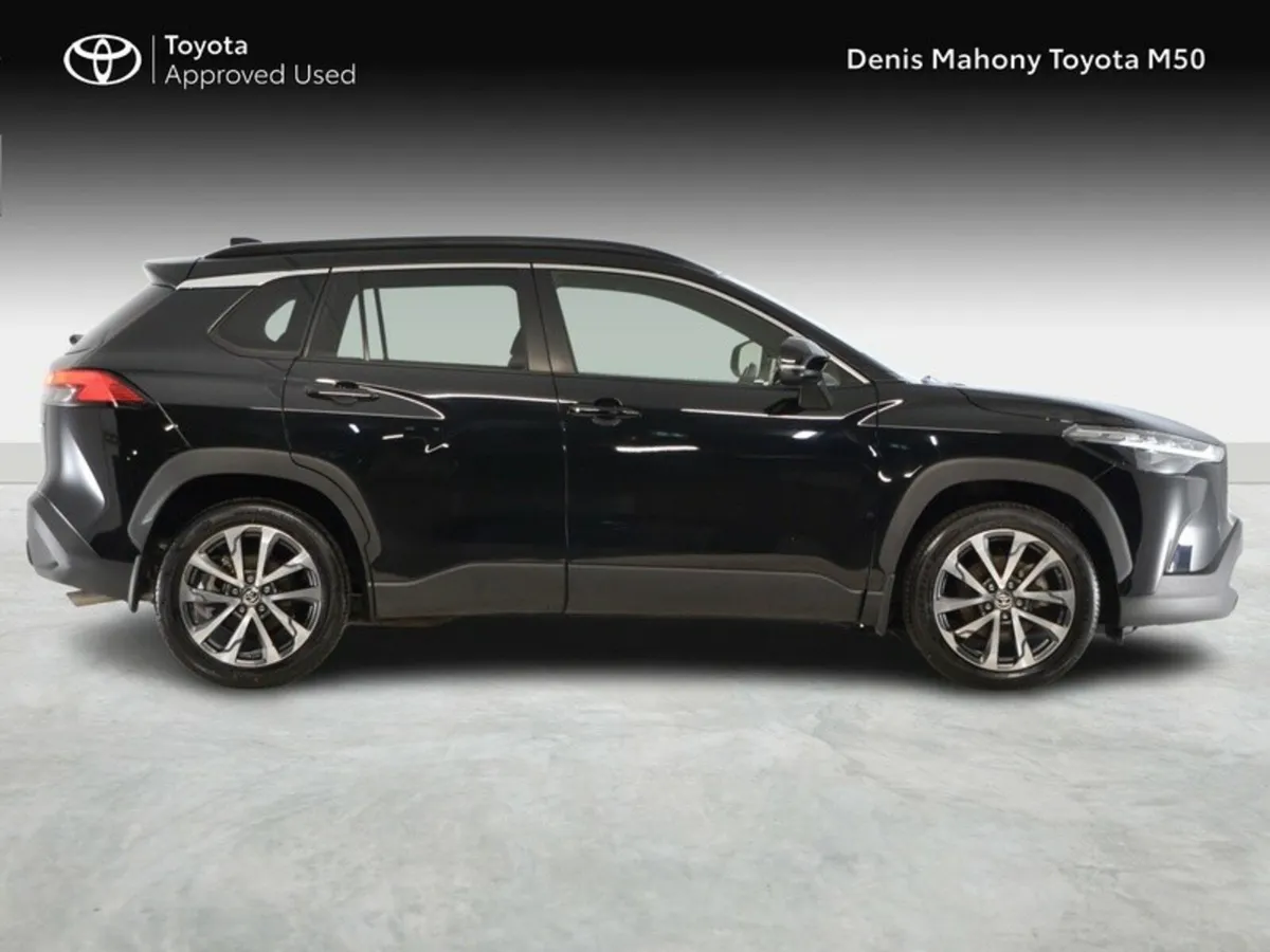 Toyota Corolla Cross Hybrid Sport - Image 3