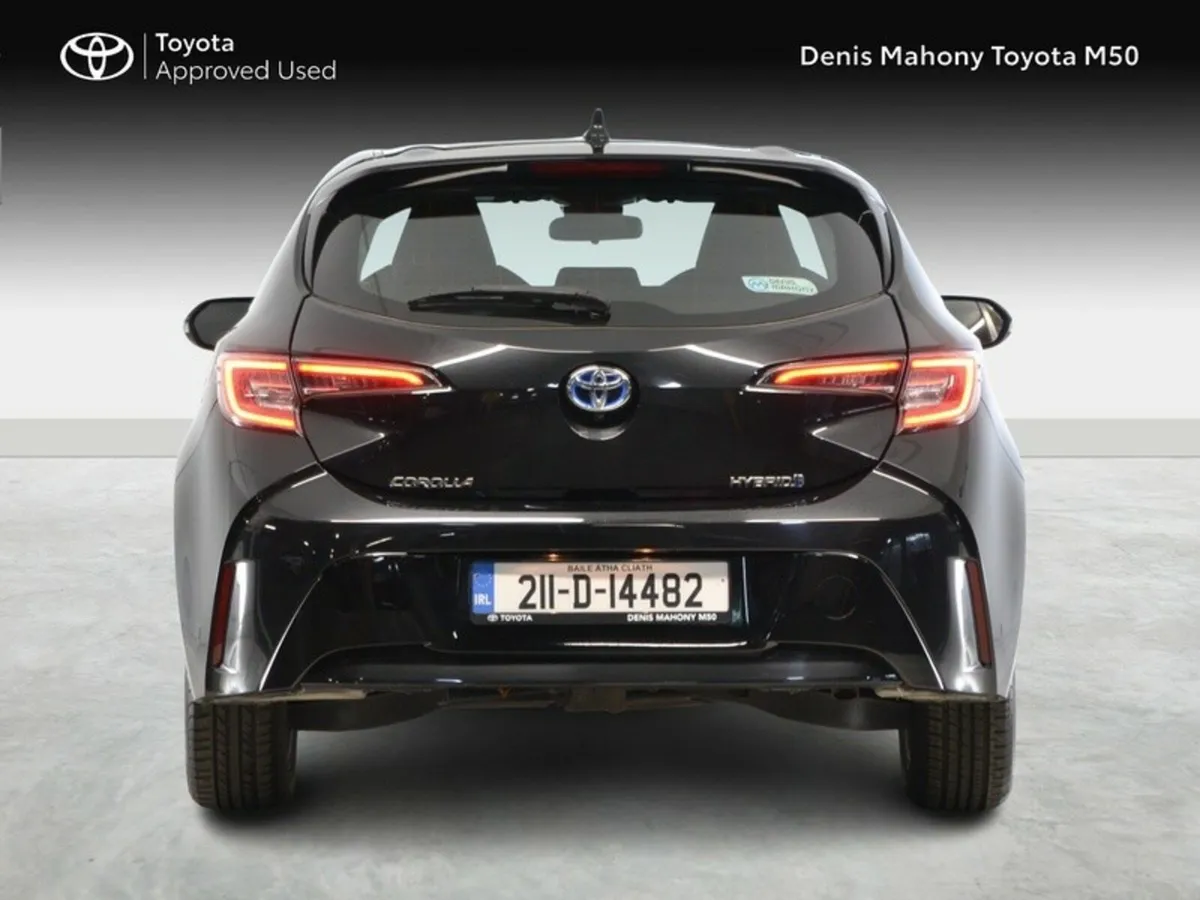 Toyota Corolla Hybrid Luna Hatchback - Image 4