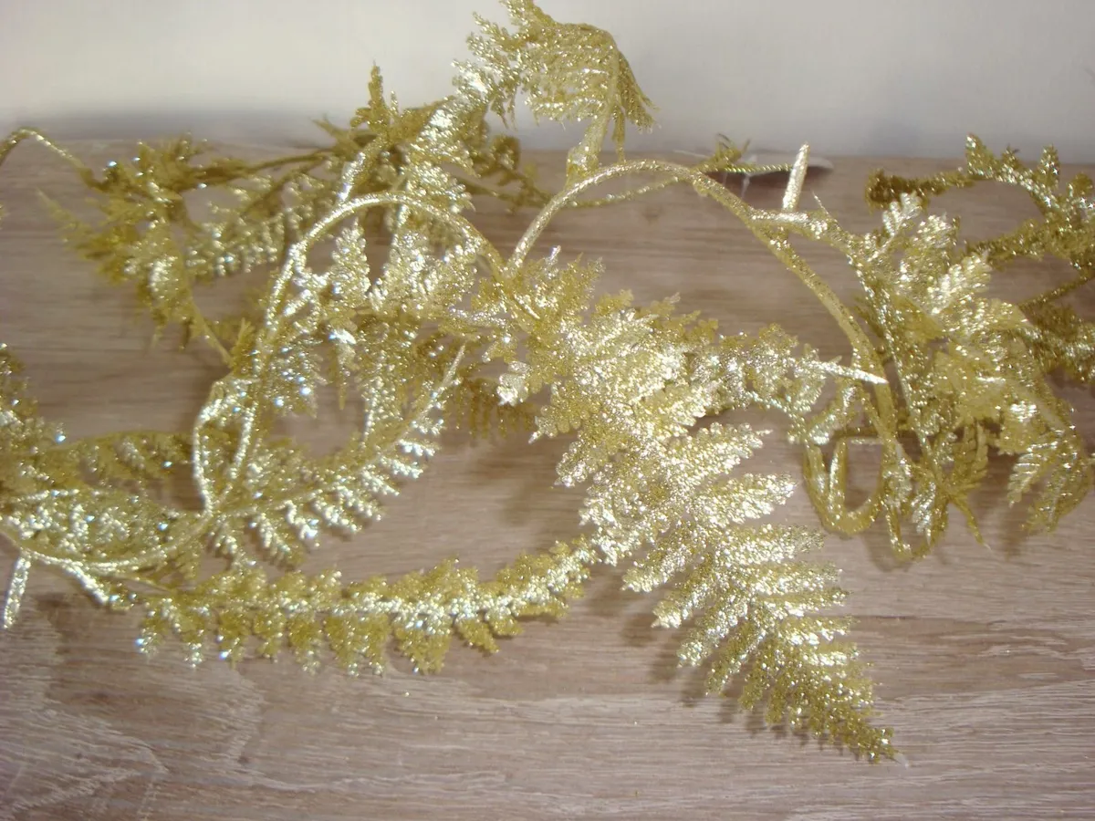 Christmas gold glitter fern garland 180cm - NEW - Image 2
