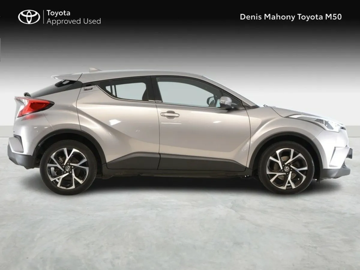 Toyota C-HR Sport Manual - Image 3