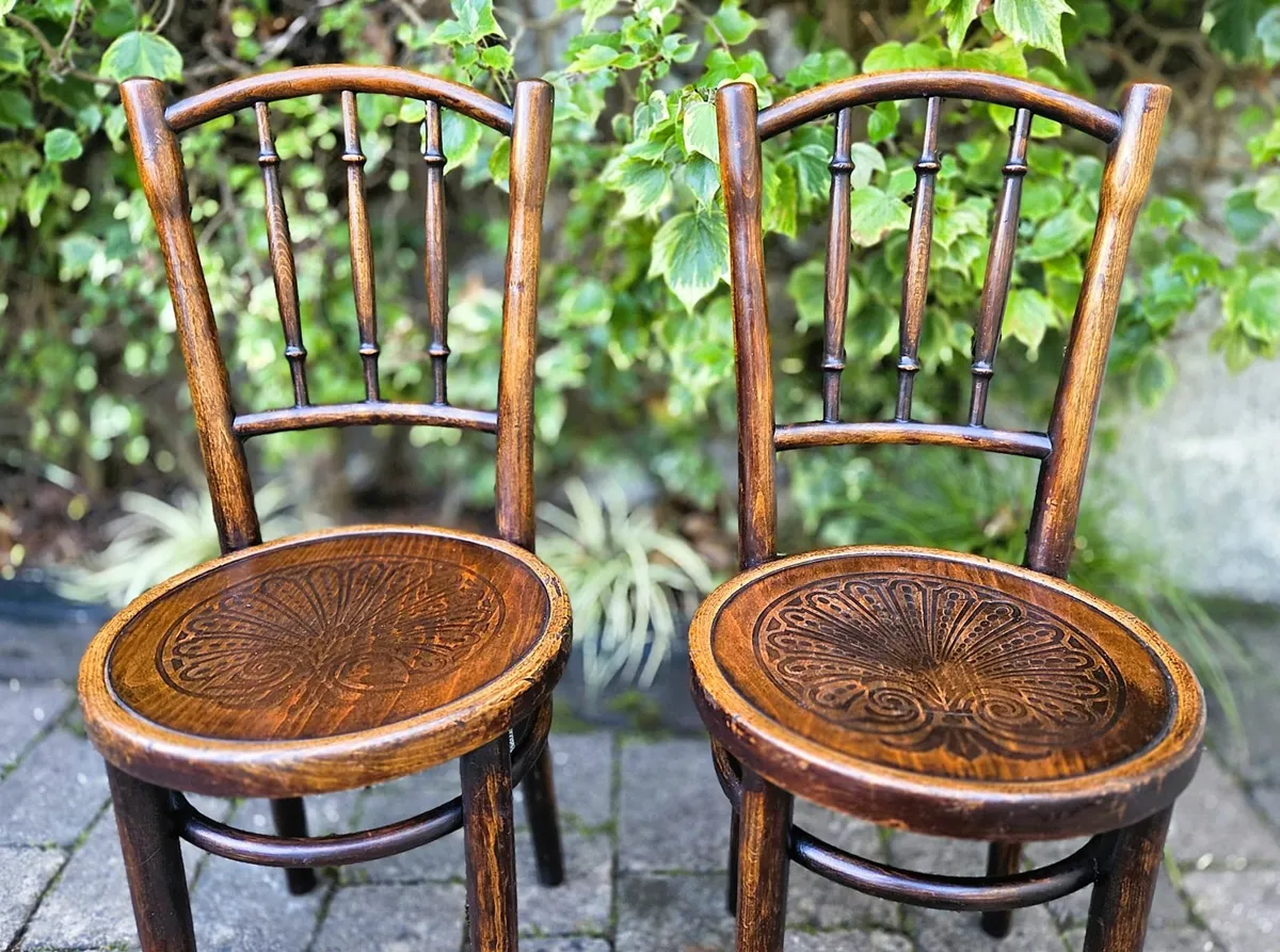 Pair of Antique Bentwood Chairs by Thonet - Image 3