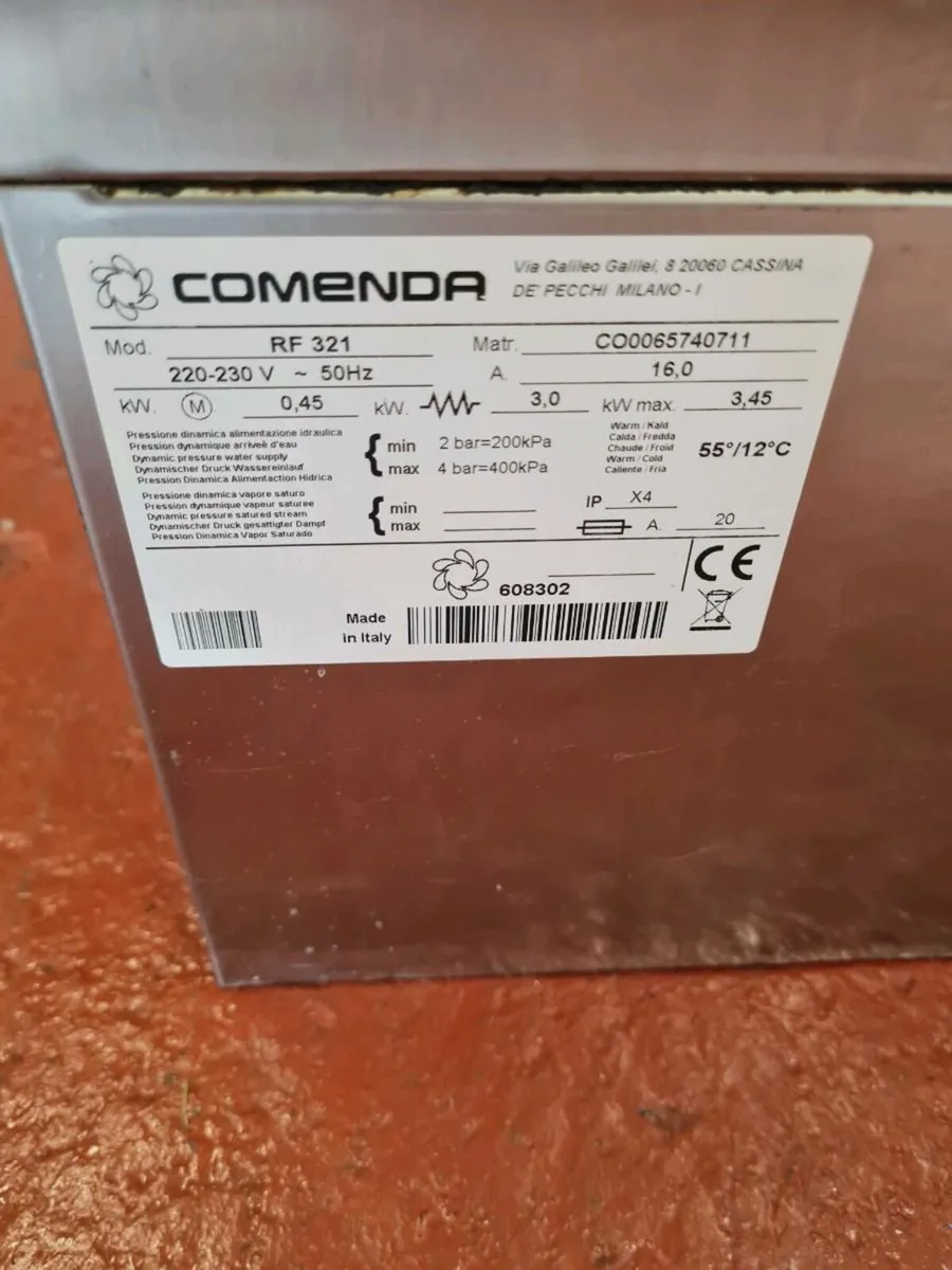 Comenda RF321 Commercial Dishwasher - Image 3