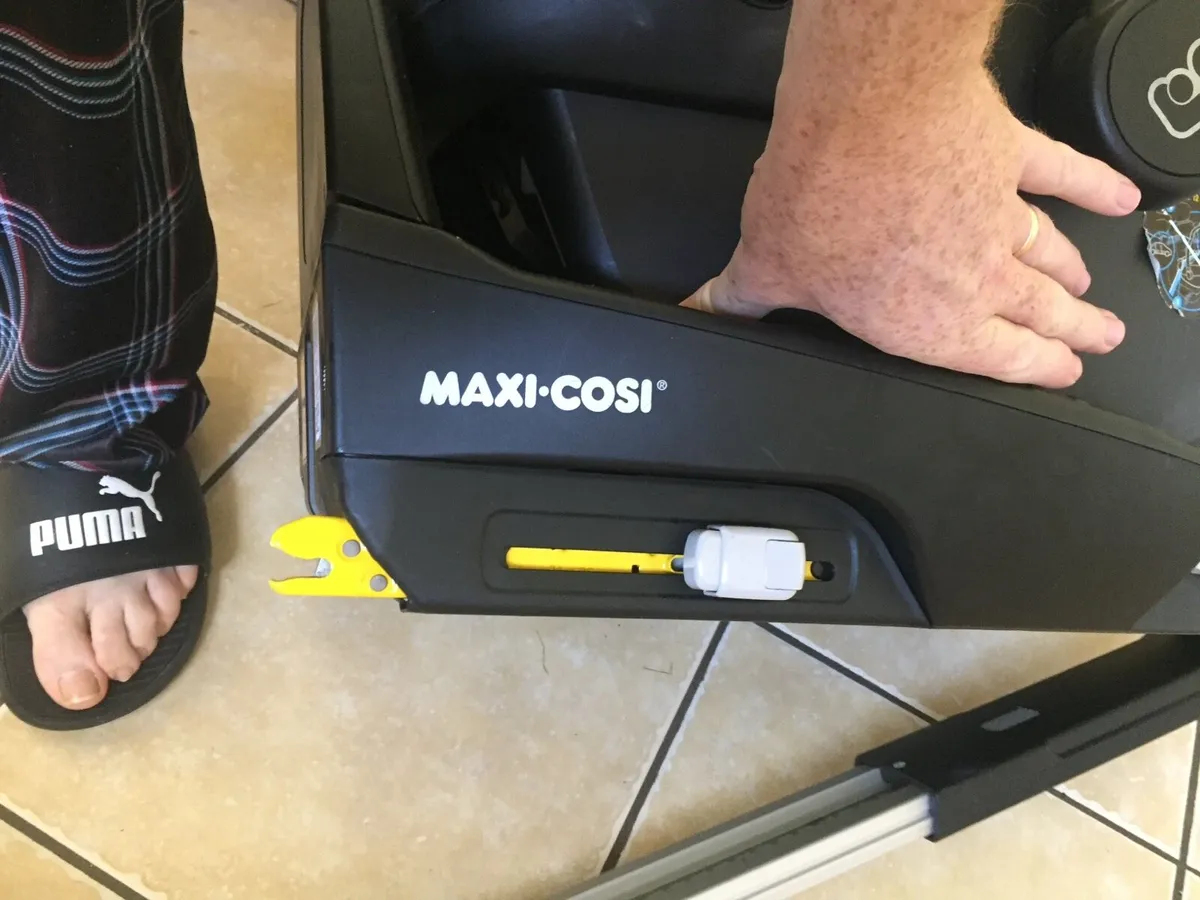 Maxi cosy car seat - Image 3