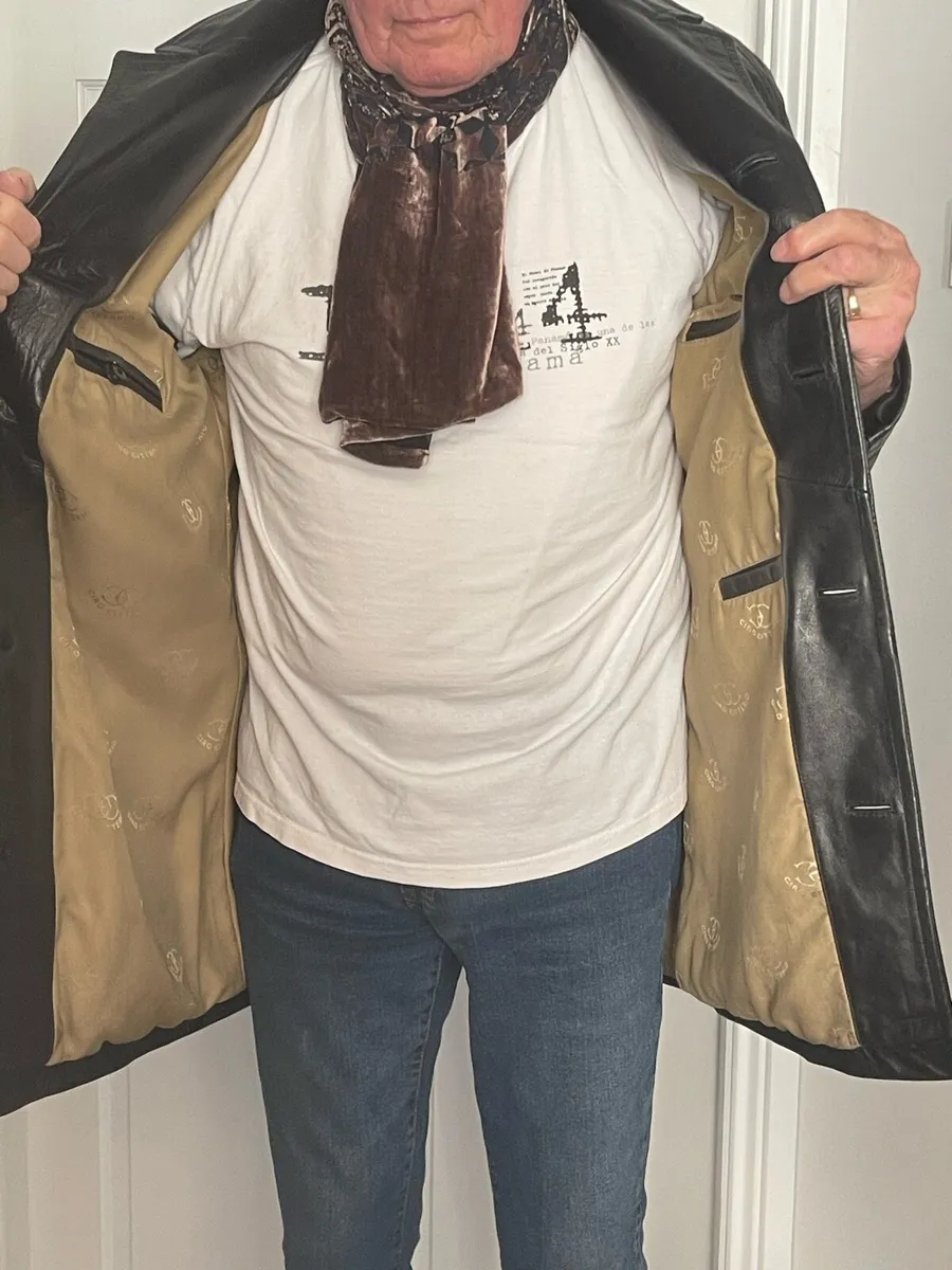 Men’s Leather Coat - Image 4