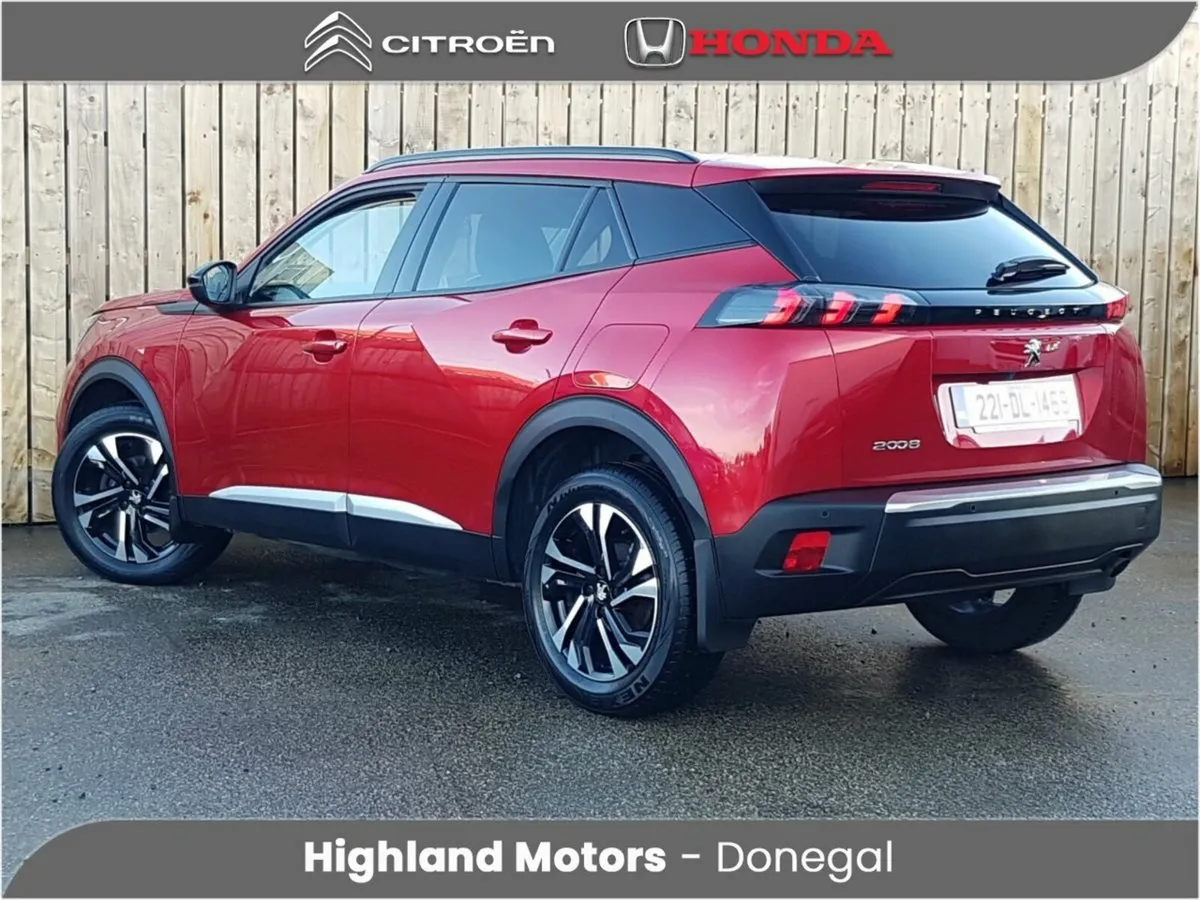 Peugeot 2008 1.2 Puretech 100bhp Allure - Image 3