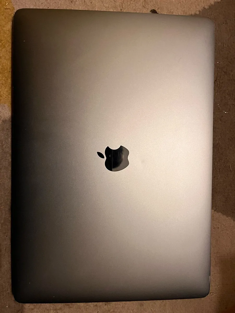 MacBook Pro 2018 i7 16GB 500Gb SSD - Image 4