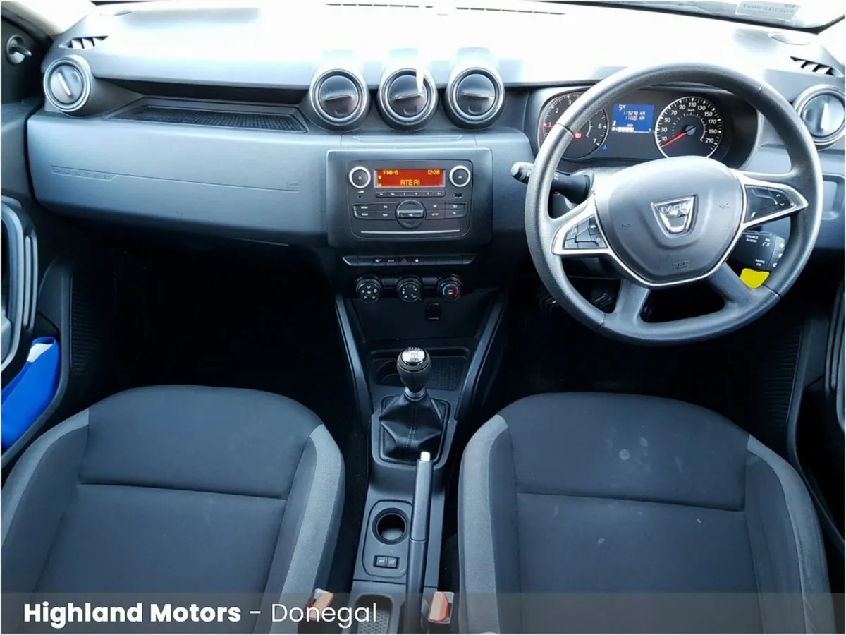 Dacia Duster Blue dCi 115 Essential - Image 2