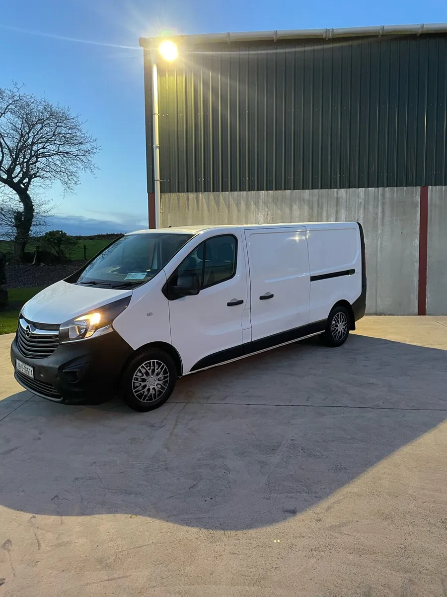 Opel vivaro - Image 2