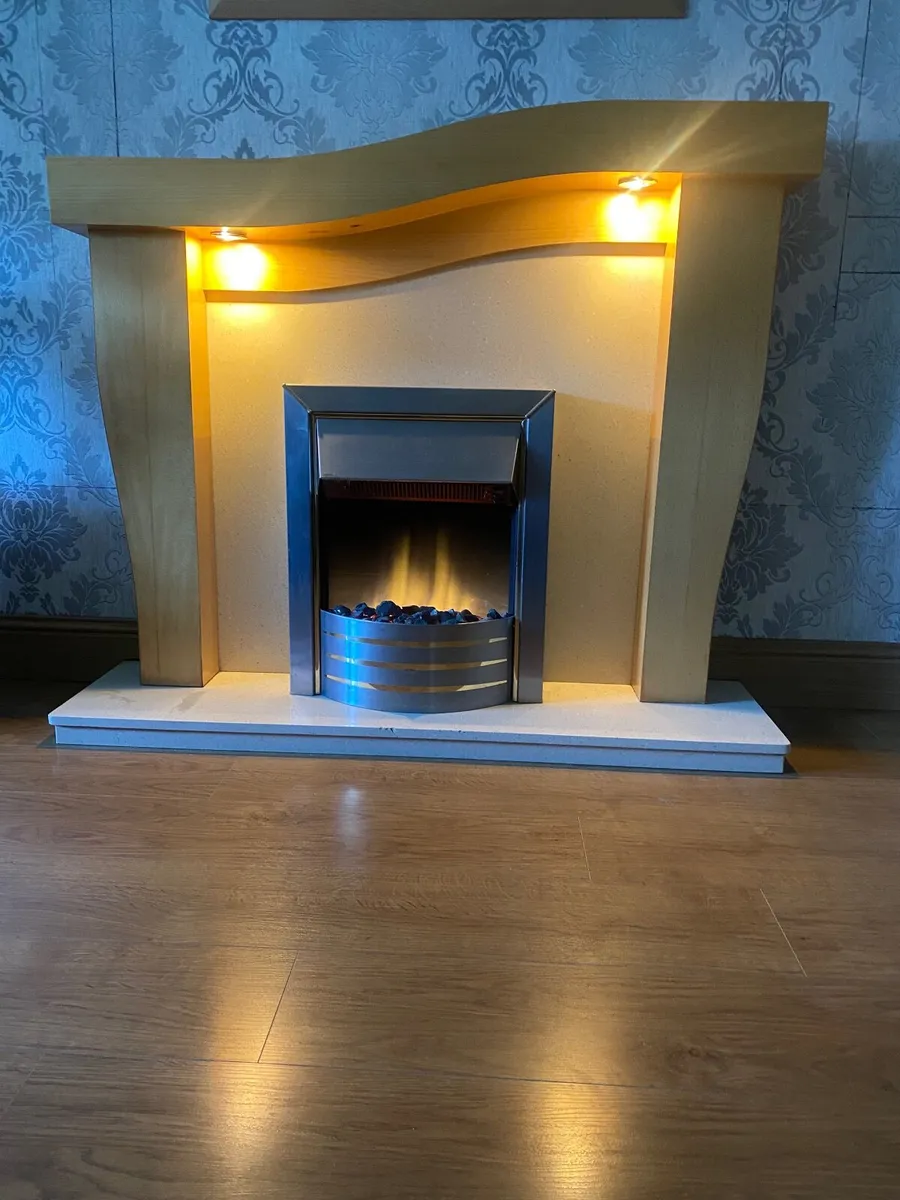 Fire surround with electric fire - Image 2