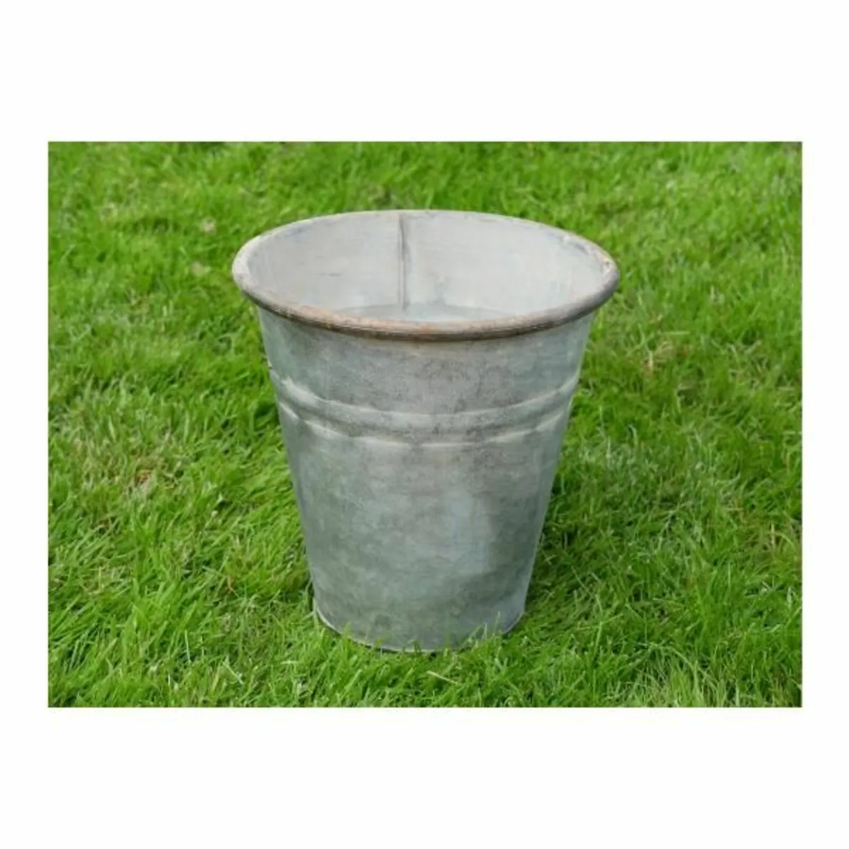 Planter D9482 - Image 2