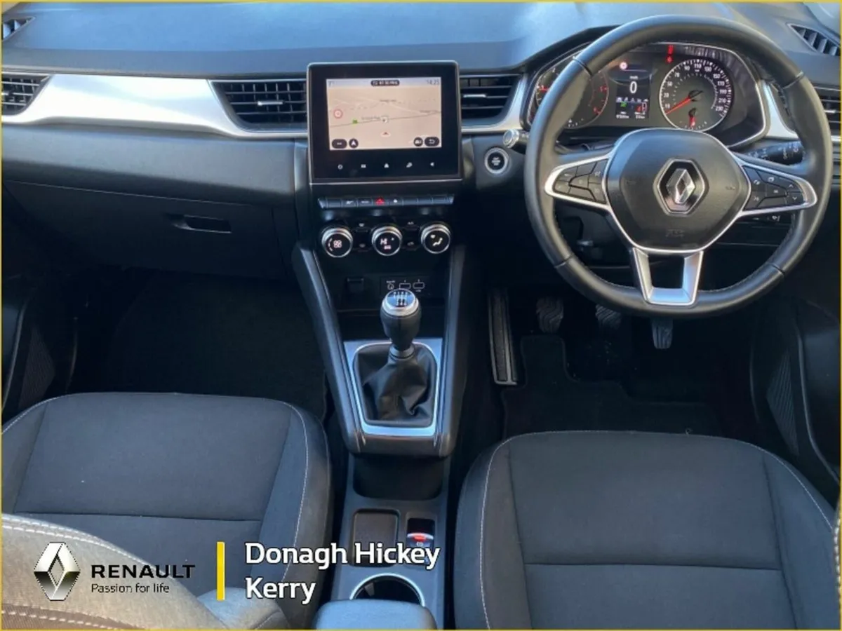 Renault Captur dCi 95 Iconic - Image 2