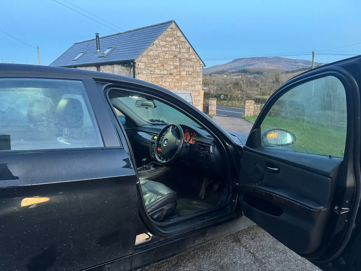 2008 BMW E90 320D SE - Image 3