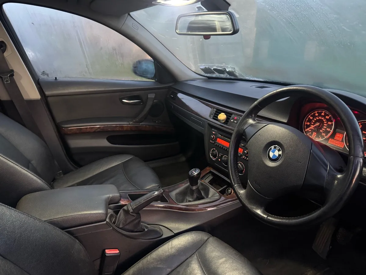 2008 BMW E90 320D SE - Image 4