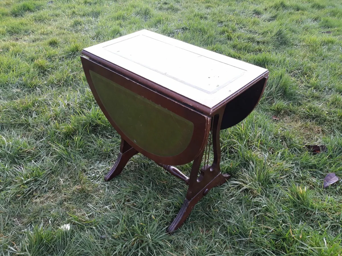 Vintage Ocassional Table - Image 3