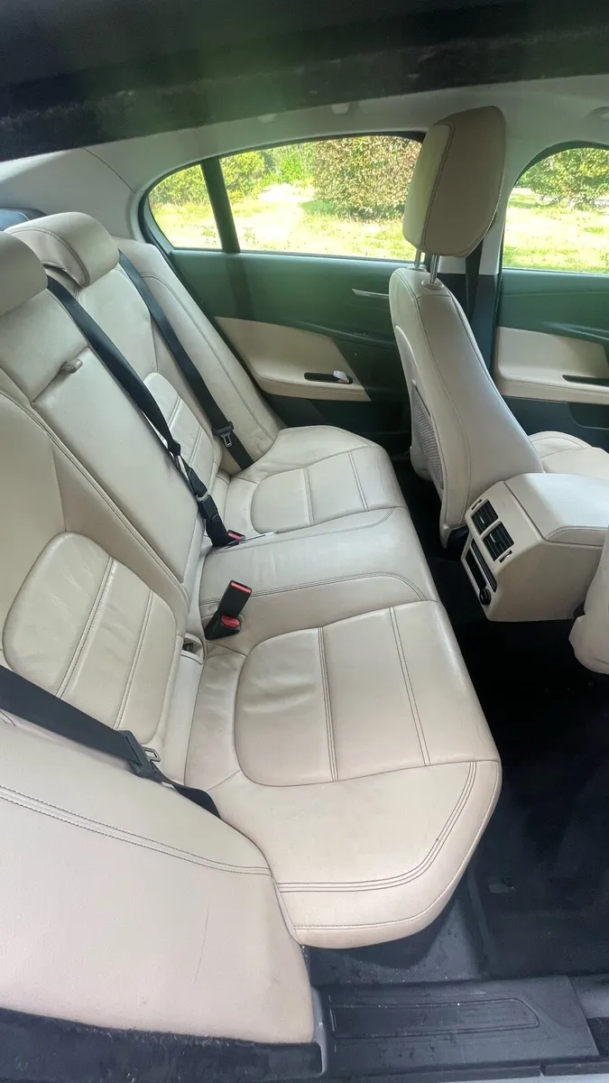 Jaguar XE 172 Leather - Image 2