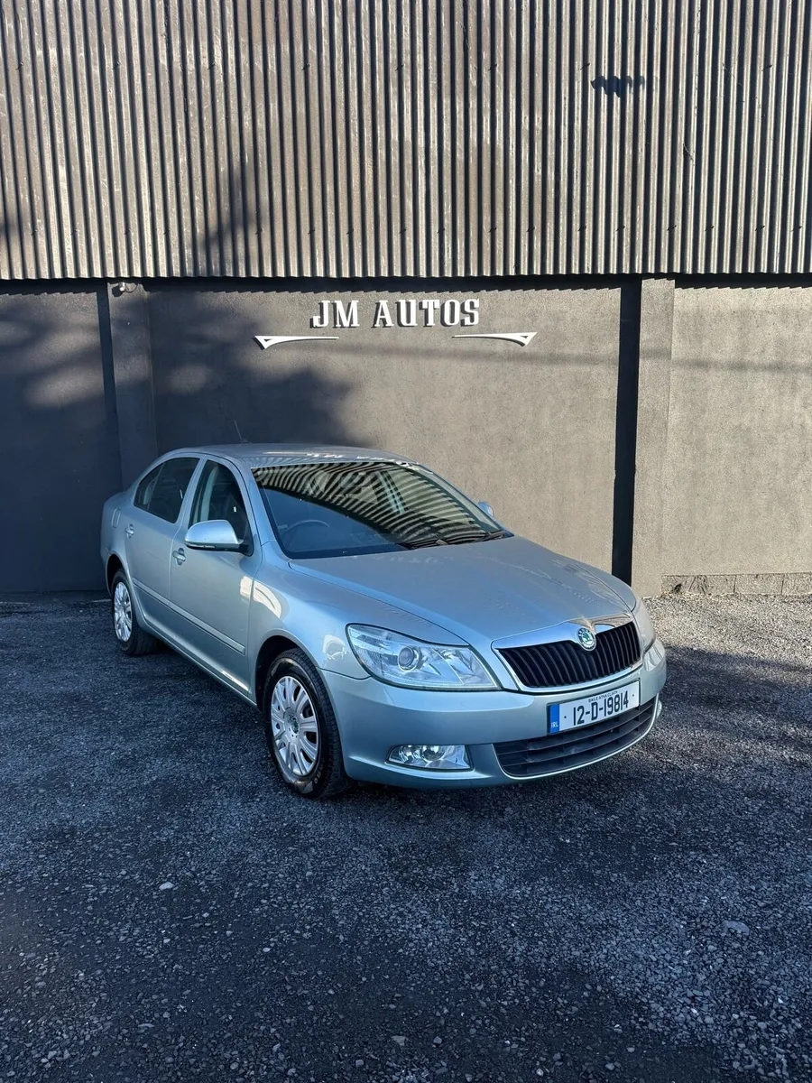 2012 SKODA OCTAVIA - Image 2