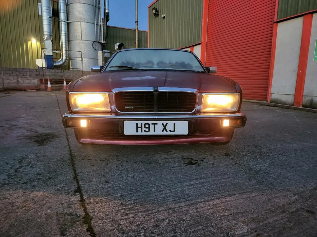 JAGUAR XJR 4 LITRE - Image 2
