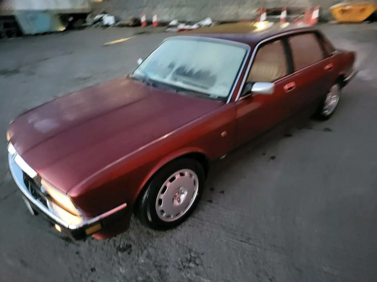 JAGUAR XJR 4 LITRE - Image 4